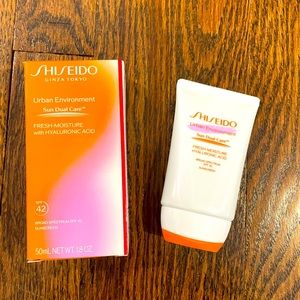BNIB Shiseido Urban Environment Fresh-Moisture Sunscreen SPF 42, 1.8 oz.